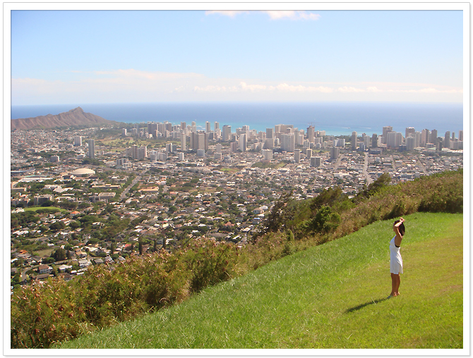 昼間のタンタラスの丘